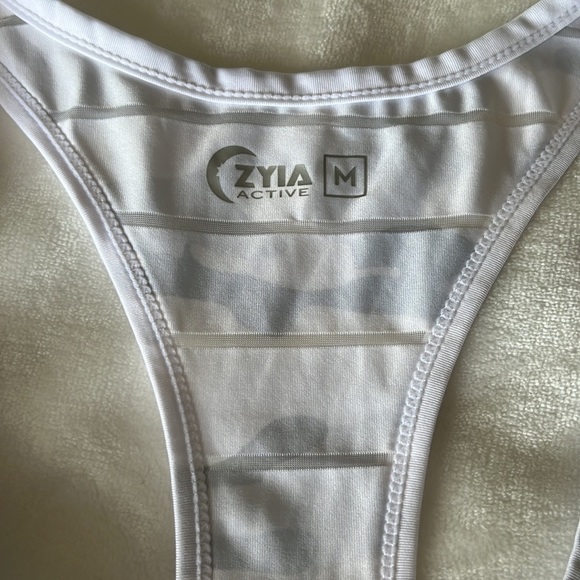 Zyia active sheer stripe tank- white camo - Picture 5 of 5